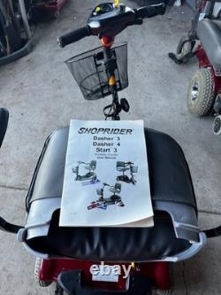 Scooter de mobilité électrique avec chargeur