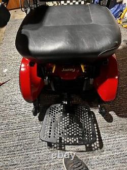 Scooter de mobilité électrique/ fauteuil roulant JAZZY Elite HD Pride. JAMAIS UTILISÉ.