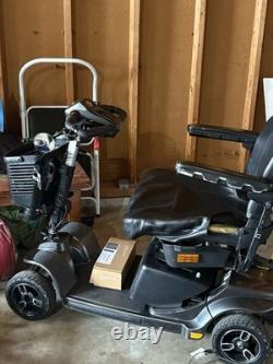 Scooter de mobilité légèrement utilisé fauteuil roulant électrique