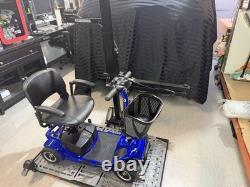 Scooter électrique patriotique pour fauteuil roulant avec élévateur auto US208 d'occasion