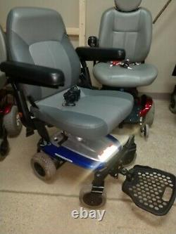 Smartie Ul8w Power Wheelchair Par Shoprider Pour Les Pièces, Travaillant Partiellement